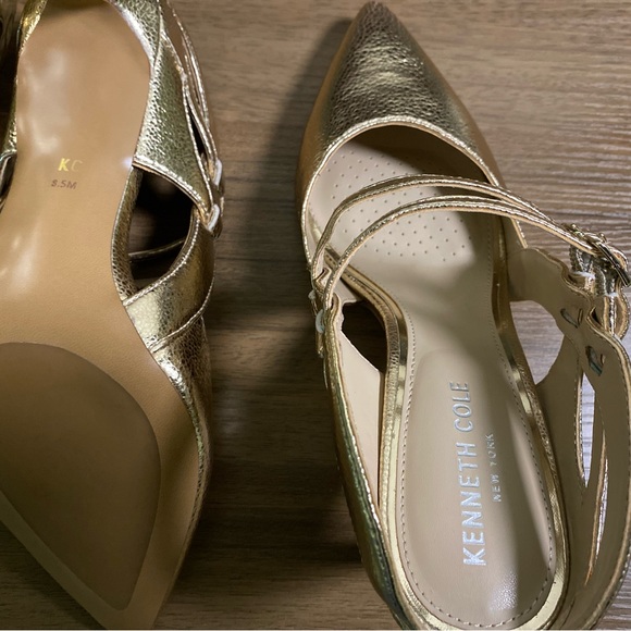 NWOT Kenneth Cole Riley Light Gold Strappy Open Back Heel - Picture 7 of 13